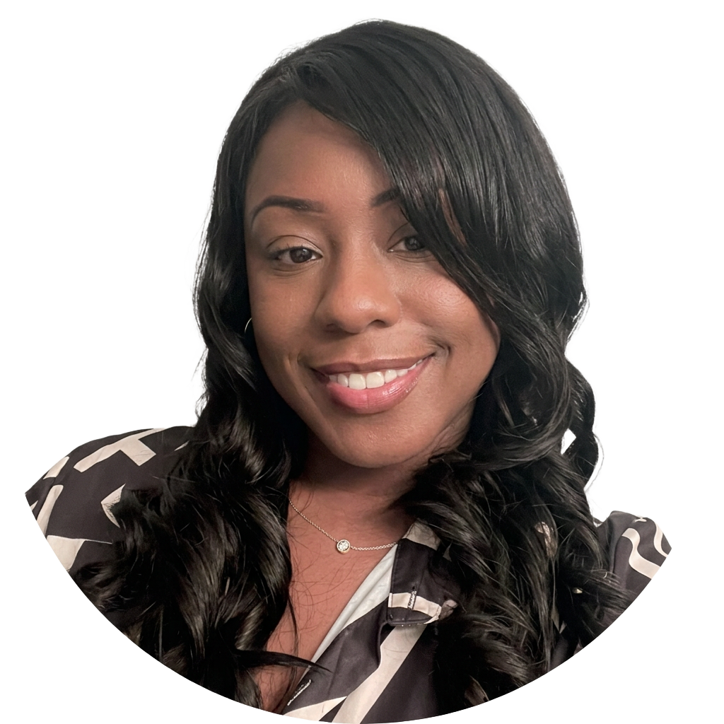 Thii, owner and licensed cosmetologist at Beauty Vibes By Thii